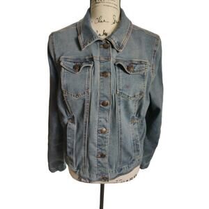 Time and Tru Women's Blue Stretch Denim Button Front Pockets Jacket, Large 12-14